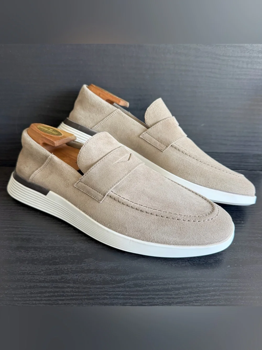 Wolf & Shepherd Men’s Crossover Penny Loafers Sneakers Sz 11 M Beige Suede EUC